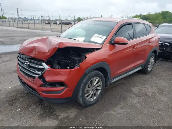 KM8J33A47HU440277 2017 HYUNDAI TUCSON - Image 2