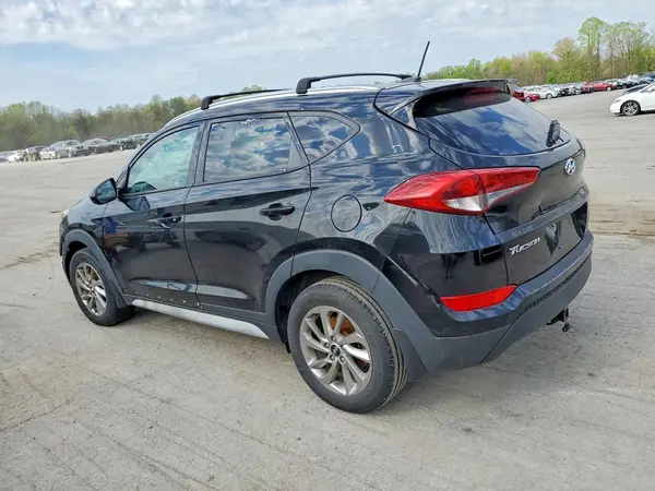 KM8J33A47HU466992 2017 HYUNDAI TUCSON - Image 2