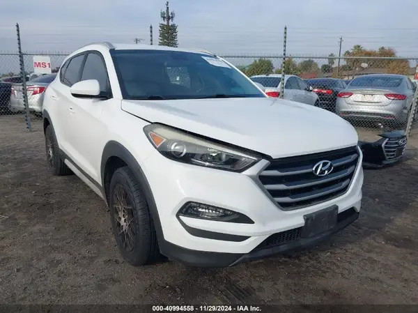 KM8J33A47HU467026 2017 HYUNDAI TUCSON - Image 1