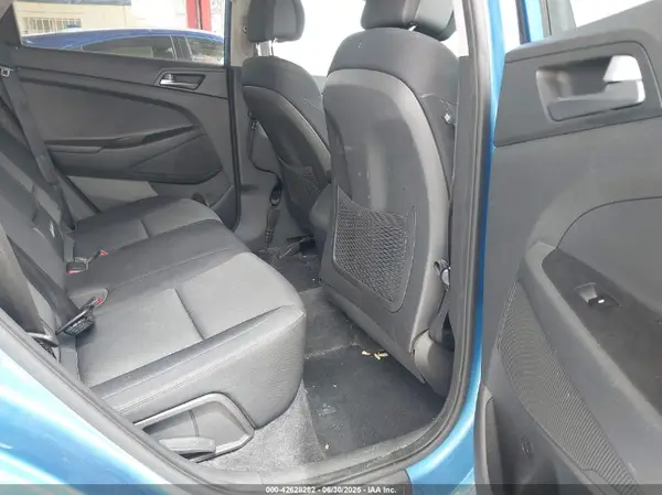 KM8J33A47HU468483 2017 HYUNDAI TUCSON - Image 8