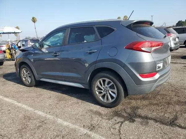 KM8J33A47HU492055 2017 HYUNDAI TUCSON - Image 2