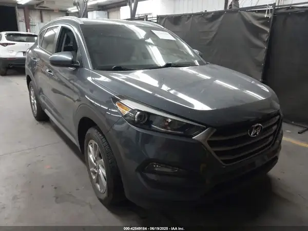 KM8J33A47HU497210 2017 HYUNDAI TUCSON - Image 1