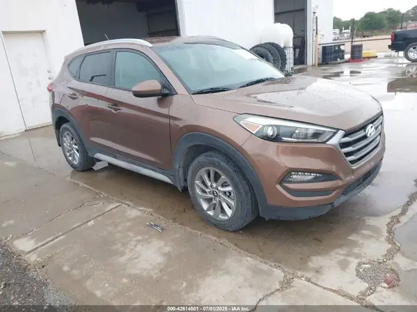 KM8J33A47HU519609 2017 HYUNDAI TUCSON - Image 1