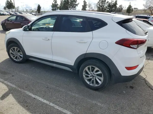KM8J33A47HU563349 2017 HYUNDAI TUCSON - Image 2