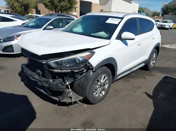 KM8J33A47HU564503 2017 HYUNDAI TUCSON - Image 2