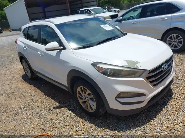 KM8J33A47HU566770 2017 HYUNDAI TUCSON - Image 1