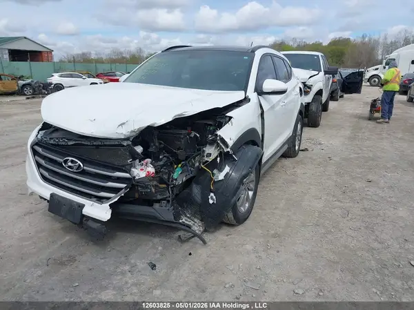 KM8J33A47HU598263 2017 HYUNDAI TUCSON - Image 2