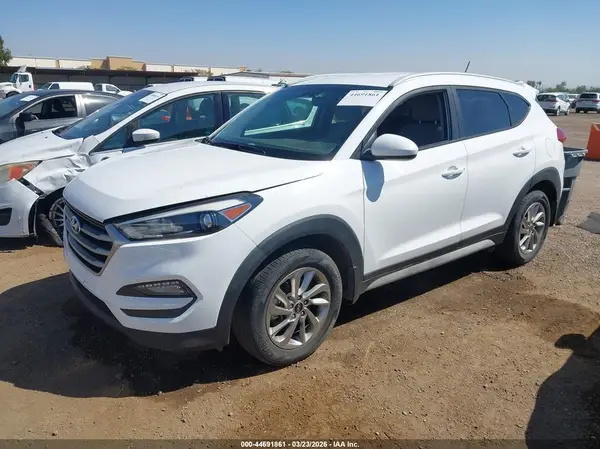 KM8J33A47HU598571 2017 HYUNDAI TUCSON - Image 2