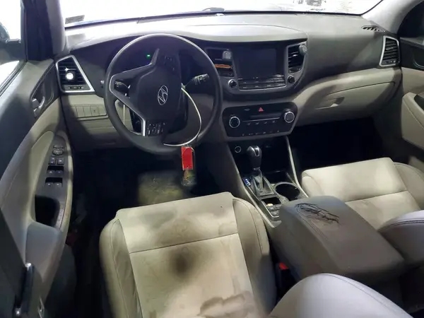 KM8J33A47JU596891 2018 HYUNDAI TUCSON - Image 8