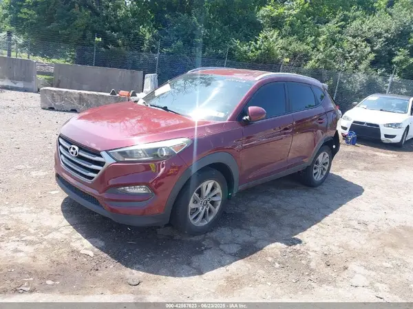 KM8J33A47JU601443 2018 HYUNDAI TUCSON - Image 2