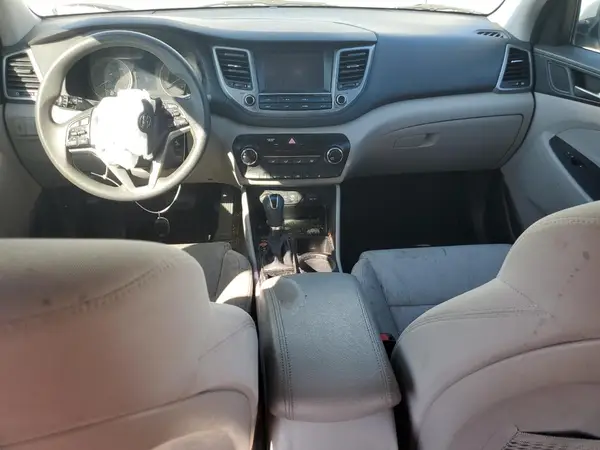 KM8J33A47JU603905 2018 HYUNDAI TUCSON - Image 8