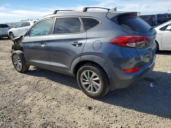 KM8J33A47JU608876 2018 HYUNDAI TUCSON - Image 2