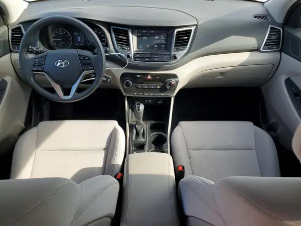 KM8J33A47JU609512 2018 HYUNDAI TUCSON - Image 8