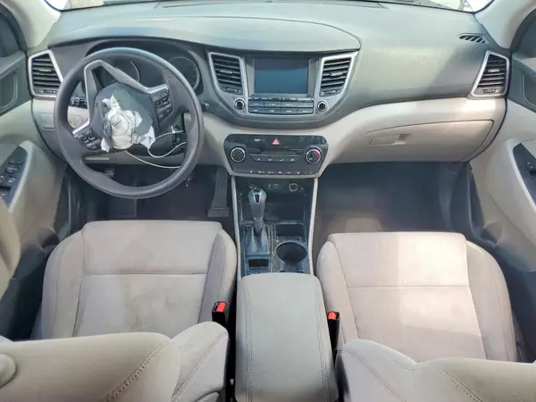 KM8J33A47JU613396 2018 HYUNDAI TUCSON - Image 8