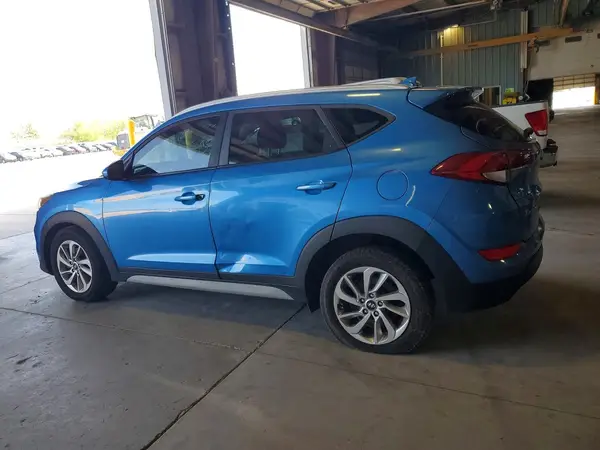 KM8J33A47JU619831 2018 HYUNDAI TUCSON - Image 2