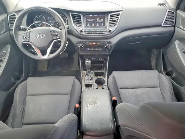 KM8J33A47JU621790 2018 HYUNDAI TUCSON - Image 8