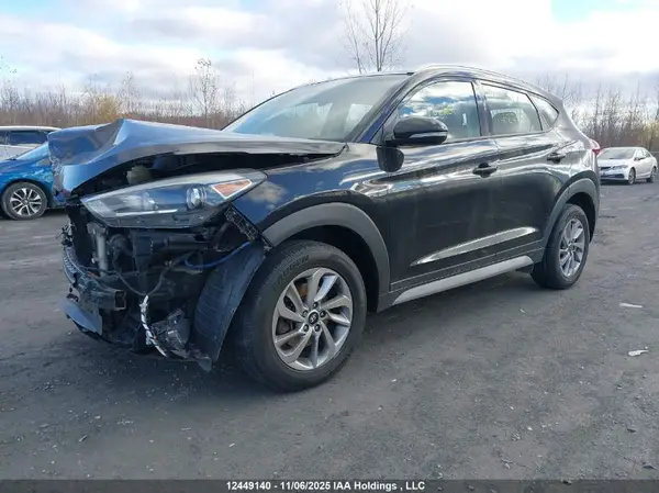 KM8J33A47JU627850 2018 HYUNDAI TUCSON - Image 2