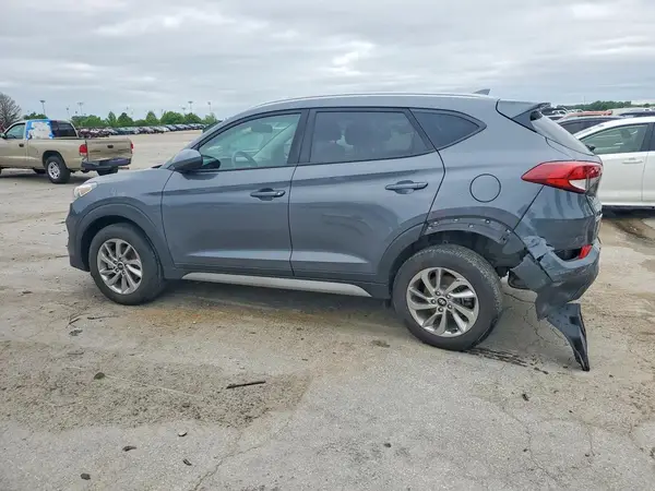 KM8J33A47JU643577 2018 HYUNDAI TUCSON - Image 2
