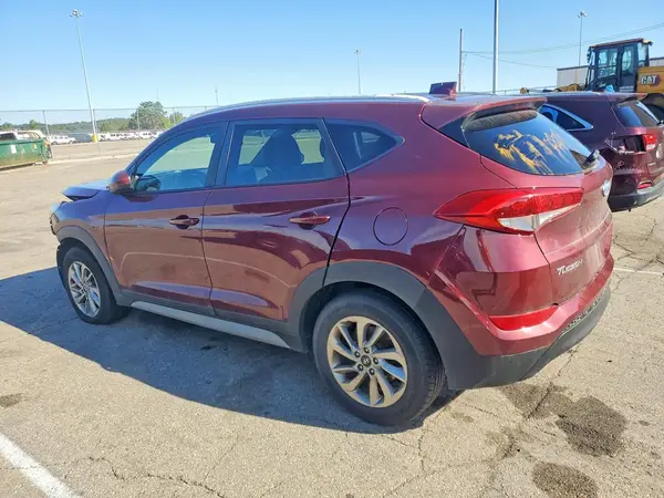 KM8J33A47JU663442 2018 HYUNDAI TUCSON - Image 2