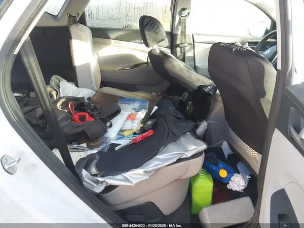 KM8J33A47JU676756 2018 HYUNDAI TUCSON - Image 8