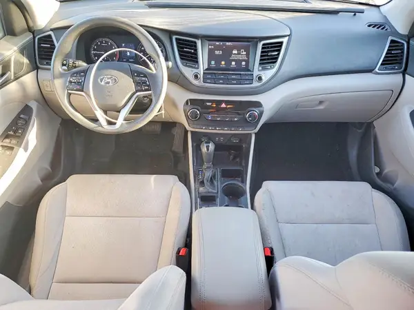 KM8J33A47JU679558 2018 HYUNDAI TUCSON - Image 8