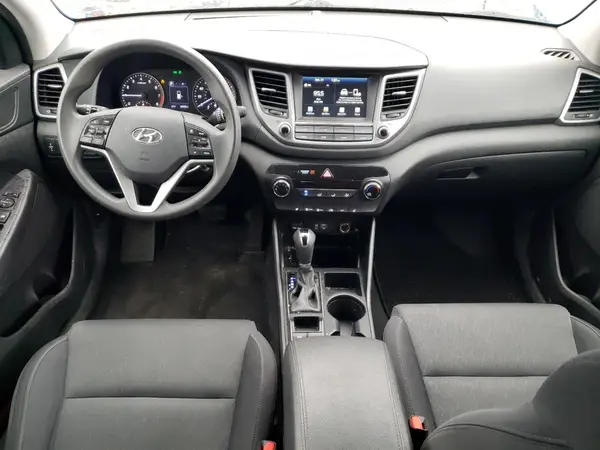 KM8J33A47JU701994 2018 HYUNDAI TUCSON - Image 8