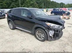 KM8J33A47JU708430 2018 HYUNDAI TUCSON