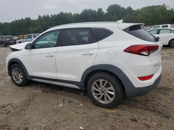 KM8J33A47JU717158 2018 HYUNDAI TUCSON - Image 2