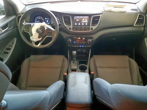 KM8J33A47JU720366 2018 HYUNDAI TUCSON - Image 8