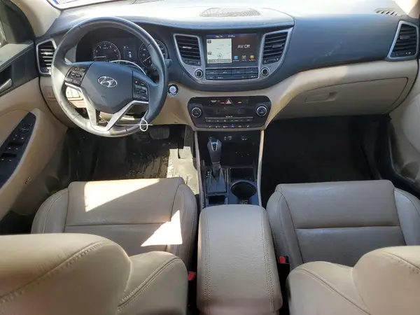 KM8J33A47JU744229 2018 HYUNDAI TUCSON - Image 8