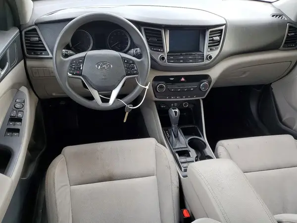 KM8J33A47JU754873 2018 HYUNDAI TUCSON - Image 8