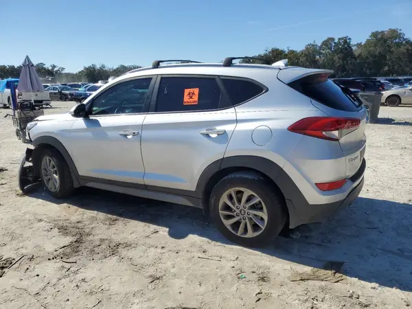 KM8J33A47JU755909 2018 HYUNDAI TUCSON - Image 2
