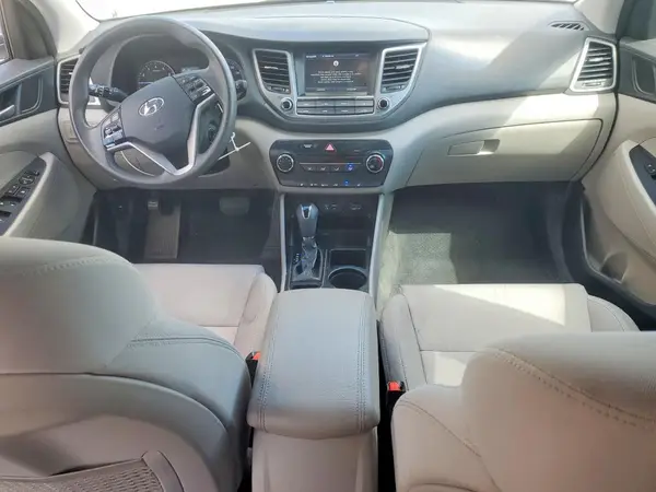 KM8J33A47JU769017 2018 HYUNDAI TUCSON - Image 8