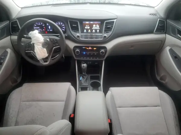 KM8J33A47JU799635 2018 HYUNDAI TUCSON - Image 8