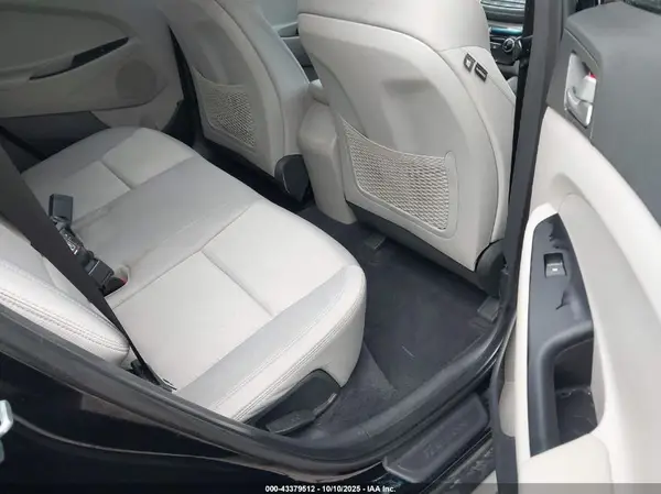 KM8J33A47JU809337 2018 HYUNDAI TUCSON - Image 8
