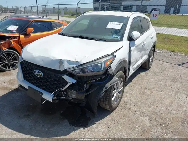 KM8J33A47KU846874 2019 HYUNDAI TUCSON - Image 2