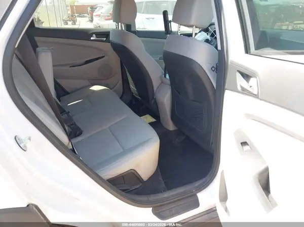 KM8J33A47KU846874 2019 HYUNDAI TUCSON - Image 8
