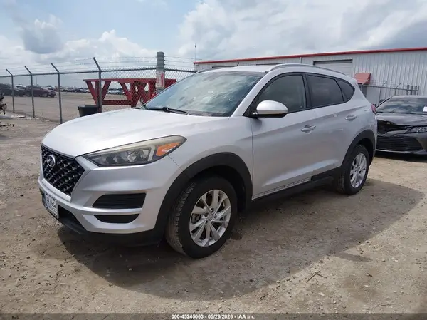 KM8J33A47KU927017 2019 HYUNDAI TUCSON - Image 2