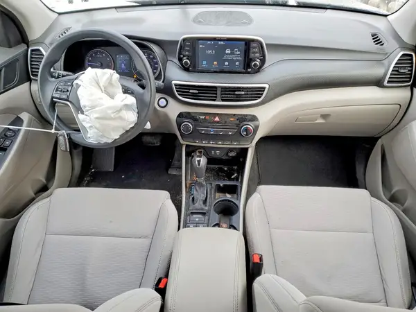 KM8J33A47KU967176 2019 HYUNDAI TUCSON - Image 8
