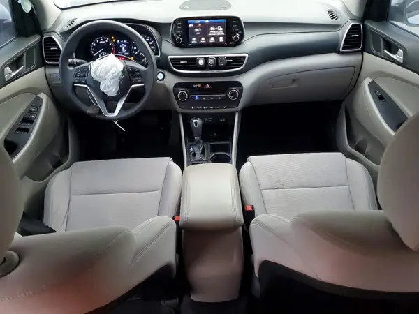 KM8J33A47KU977626 2019 HYUNDAI TUCSON - Image 8