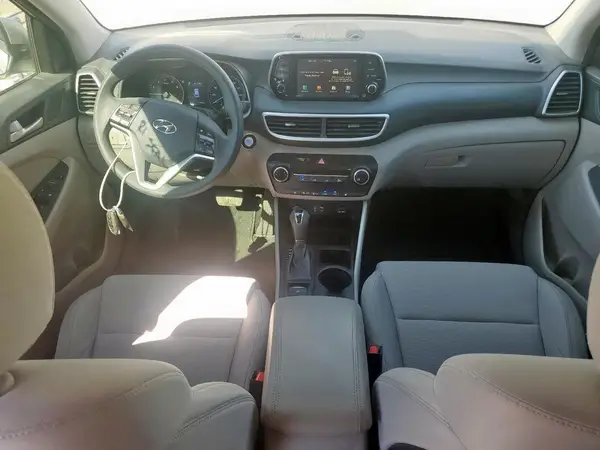 KM8J33A47LU127643 2020 HYUNDAI TUCSON - Image 8