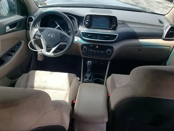 KM8J33A47LU158715 2020 HYUNDAI TUCSON - Image 8