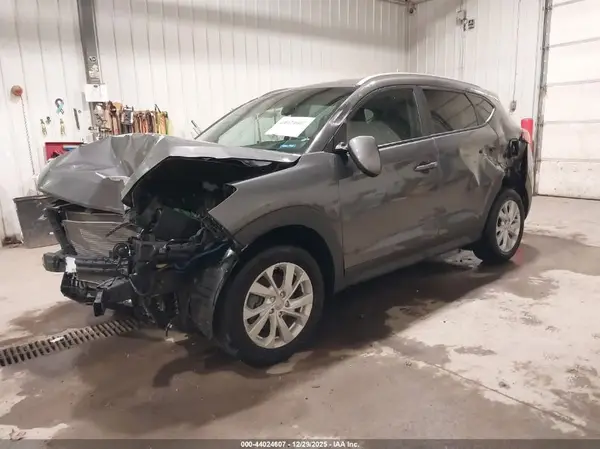 KM8J33A47LU176471 2020 HYUNDAI TUCSON - Image 2