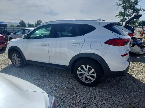 KM8J33A47LU200641 2020 HYUNDAI TUCSON - Image 2