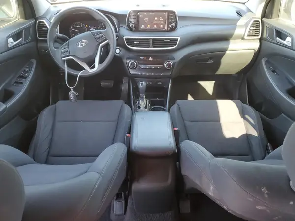 KM8J33A47LU235311 2020 HYUNDAI TUCSON - Image 8
