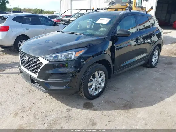 KM8J33A47LU248172 2020 HYUNDAI TUCSON - Image 2