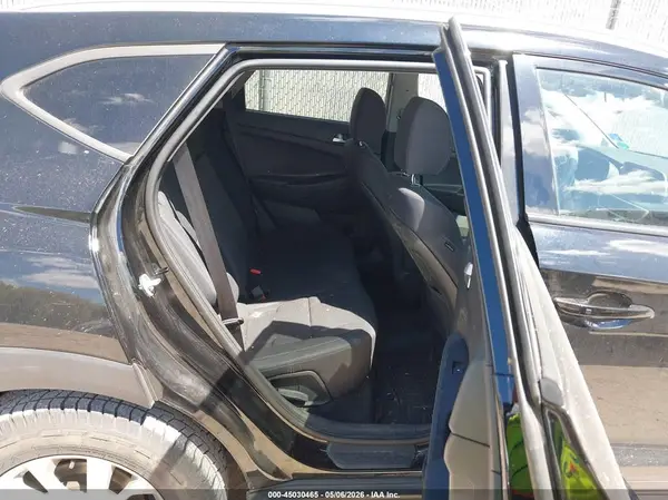 KM8J33A47LU264615 2020 HYUNDAI TUCSON - Image 8