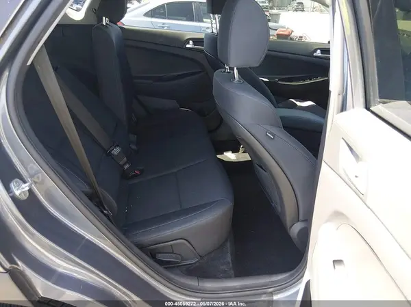KM8J33A47MU291783 2021 HYUNDAI TUCSON - Image 8