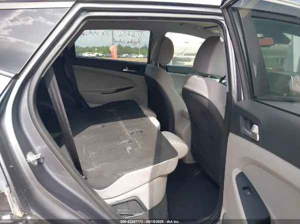KM8J33A47MU326113 2021 HYUNDAI TUCSON - Image 8