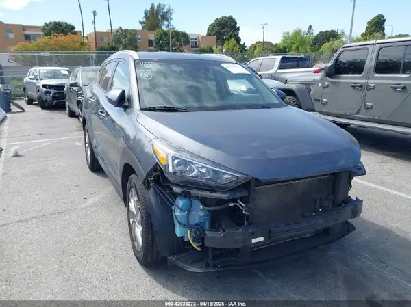 KM8J33A47MU396727 2021 HYUNDAI TUCSON - Image 1